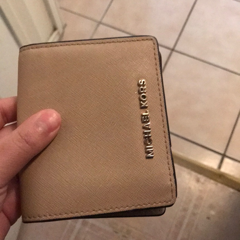 Michael Kors wallet